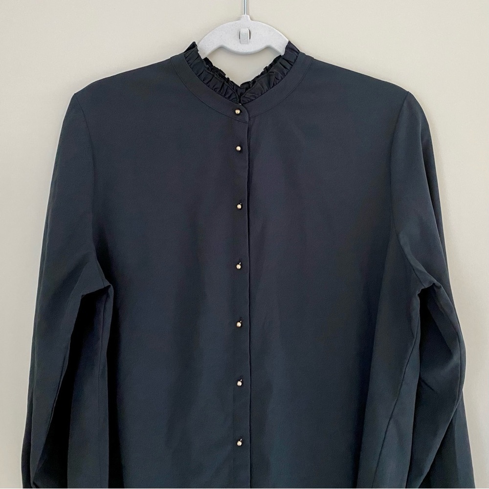 Soft Surroundings Black Vivian
Button Down Shirt L - Picture 3 of 14